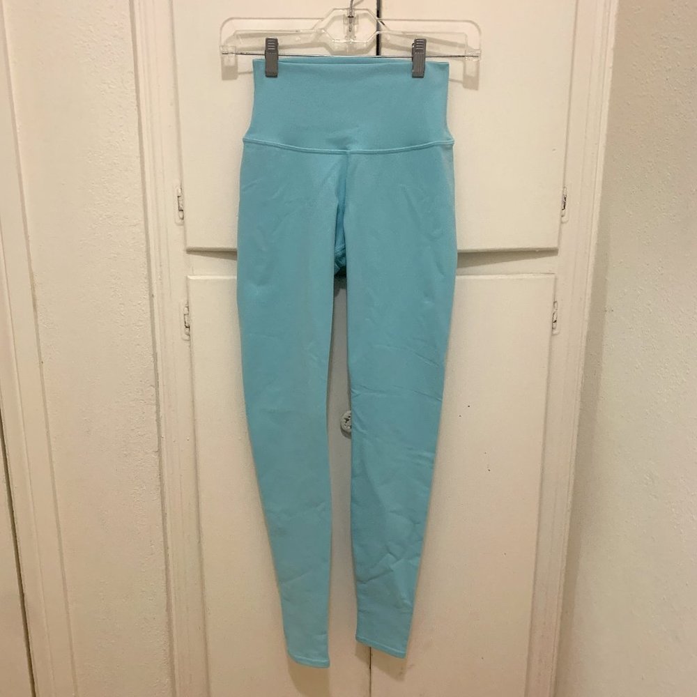 Alo Yoga Light Blue Leggings